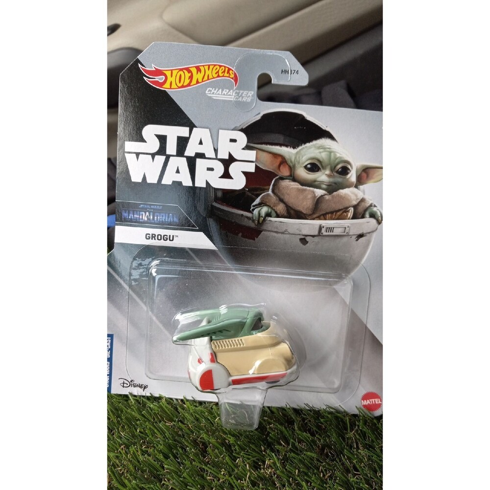 star wars grogu baby Yoda hot wheels NEW